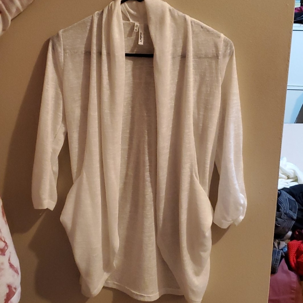 Studio Y xsmall cardigan